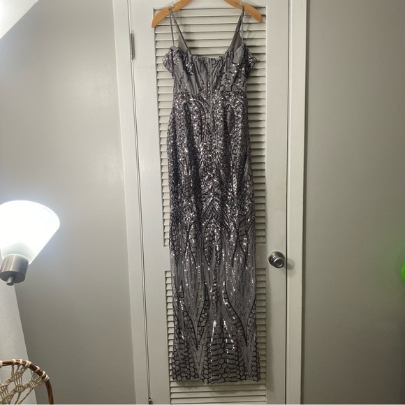 WOMENS L SILVER FORMAL OCCASION DRESS - Picture 2 of 6